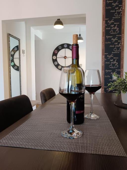 Holiday&Suite Klanac Vir Bagian luar foto