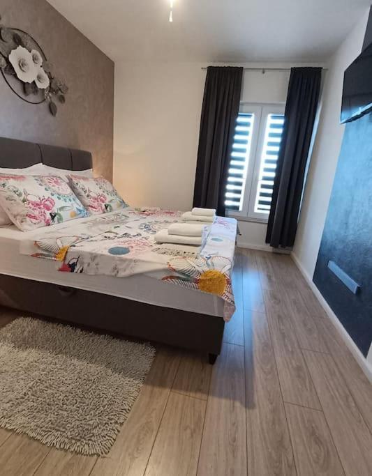 Holiday&Suite Klanac Vir Bagian luar foto