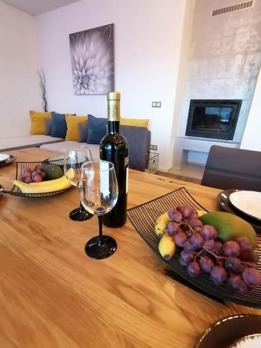 Holiday&Suite Klanac Vir Bagian luar foto