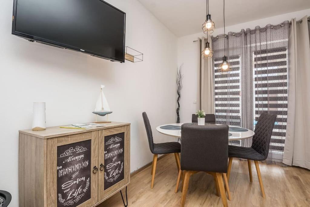 Holiday&Suite Klanac Vir Bagian luar foto